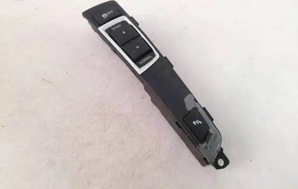 BMW 5 GT F07 ESP (stability program) switch 6131917903 107552-10