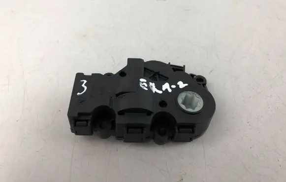 Mercedes-Benz EQA Air flap motor/actuator EGP0088