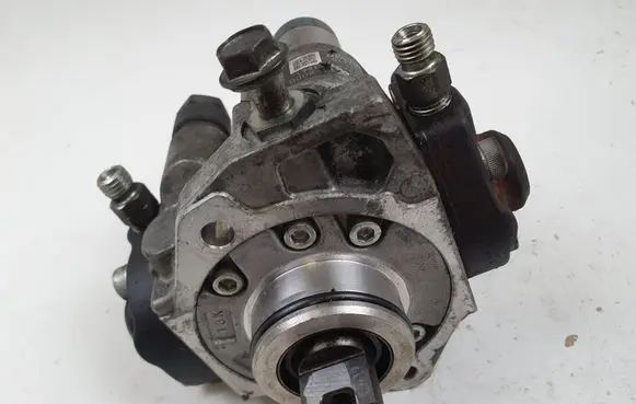 Mazda 6 Fuel injection high pressure pump 2940001661