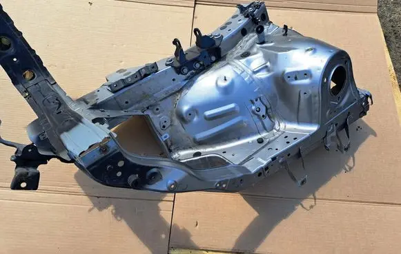 Lexus RX 450H Front quarter panel 