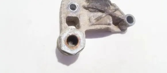 Mercedes-Benz E W211 Engine mounting bracket a2113231226
