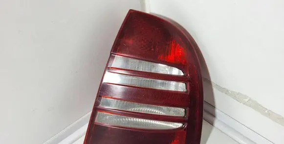 Skoda Superb B5 (3U) Rear/tail lights 3U5945096 3U5945112 TK231253
