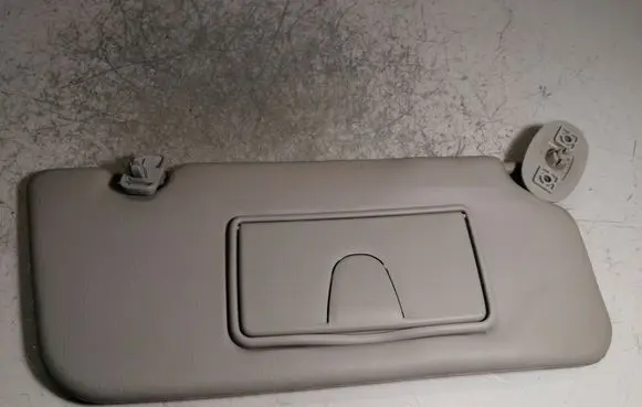 Suzuki Grand Vitara I Sun visor