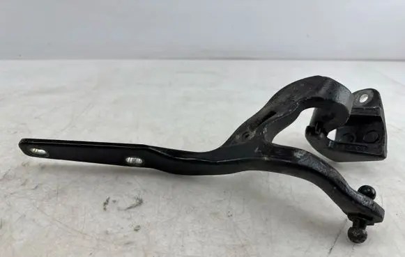 Mercedes-Benz E W211 Tailgate/trunk/boot hinge