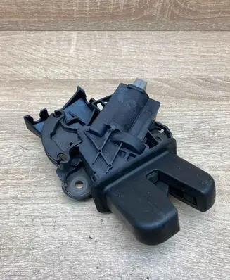 Audi A6 S6 C6 4F Tailgate/trunk/boot lock/catch/latch 4F5827505C
