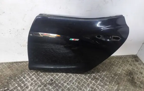 Maserati Ghibli Rear door