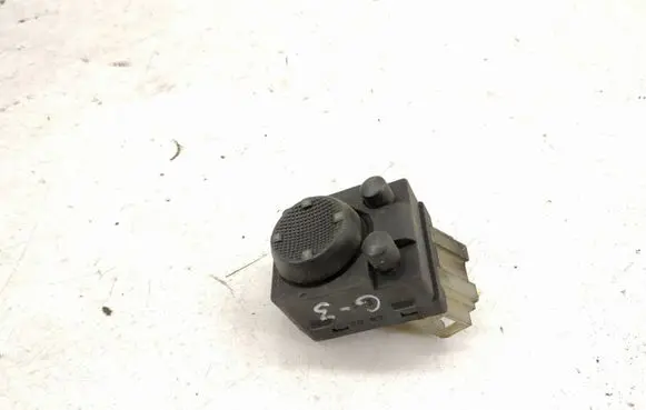 Volkswagen Golf III Wing mirror switch 1H0959565