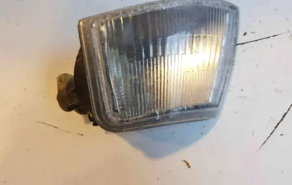Seat Toledo I (1L) Front indicator light 185244 18-5142B