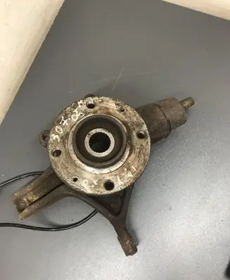 Peugeot 307 Front wheel hub