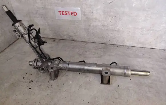 Opel Vivaro Steering rack F800001015