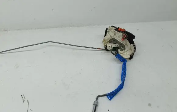 Dodge Caliber Front door lock P04589417AG T49KD1890