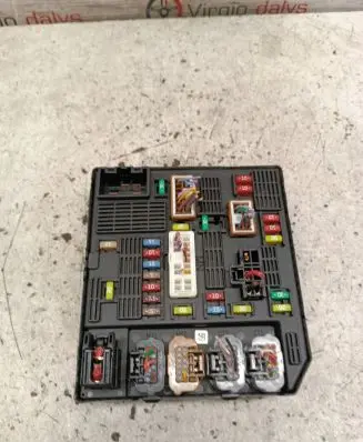 Renault Fluence BSM Control unit 284B60874R 40795201300 0131140200732
