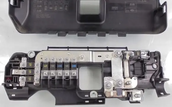 Ford Transit Fuse box set 5744779