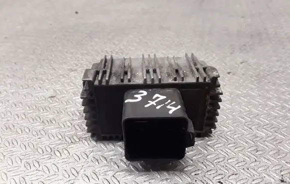 Opel Meriva A Glow plug pre-heat relay 55354141
