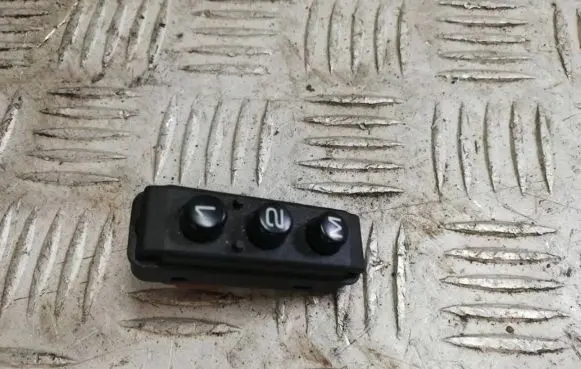 Peugeot RCZ Seat memory switch 