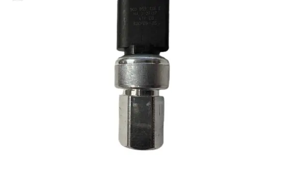 Volkswagen Golf VII Air conditioning (A/C) pressure sensor 1K0959126E
