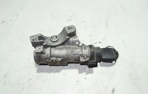 Audi A4 S4 B7 8E 8H Ignition lock 4B0905851Q
