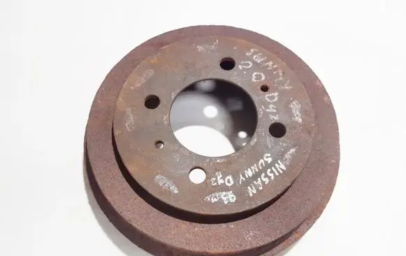 Nissan Sunny Drum brake (rear) 