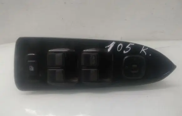 Mazda 626 Electric window control switch 03200320