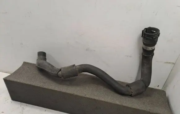 BMW X5 F15 Engine coolant pipe/hose 7850102