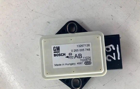 Opel Meriva B ESP acceleration yaw rate sensor 0265005748