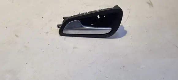 Ford Focus Front door interior handle AM51U2260BEW