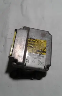 Toyota Yaris Airbag control unit/module 891700D070