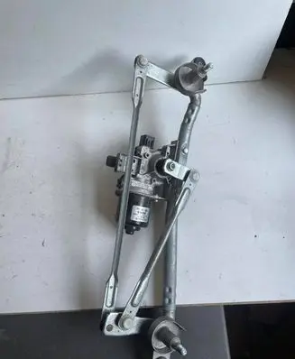 Hyundai Ioniq Front wiper linkage and motor 98100G2000