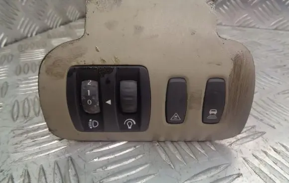 Renault Scenic II - Grand scenic II A set of switches 