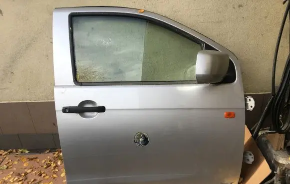Isuzu D-Max Front door 8981081314