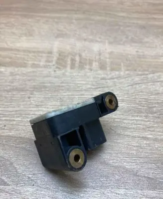 BMW X1 E84 Airbag deployment crash/impact sensor 6911003 0285003900