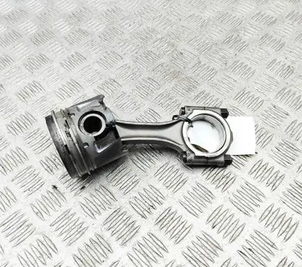 Ford Kuga I Piston 
