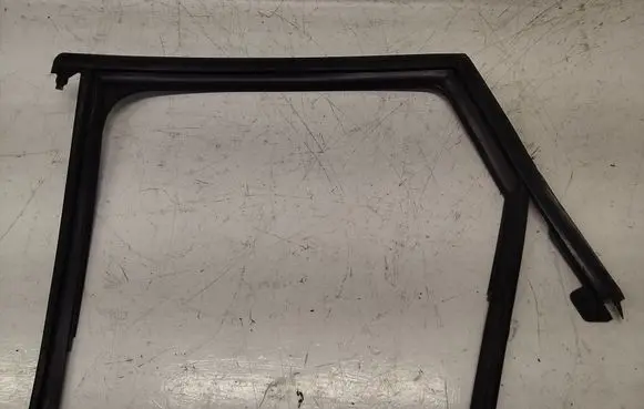 Audi A4 S4 B8 8K Rubber seal rear door 8K9839439