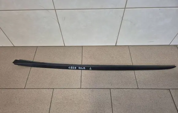 KIA Ceed Windshield trim 86133J7000