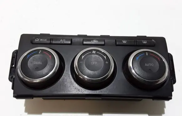 Mazda 6 Climate control unit GDN361190A
