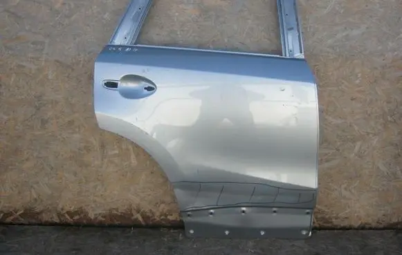 Mazda CX-5 Rear door