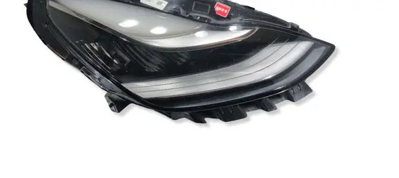 Tesla Model 3 Headlight/headlamp L90137043 107737600C 19300195257
