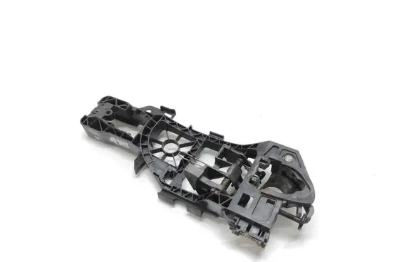 Rear door exterior handle/bracket