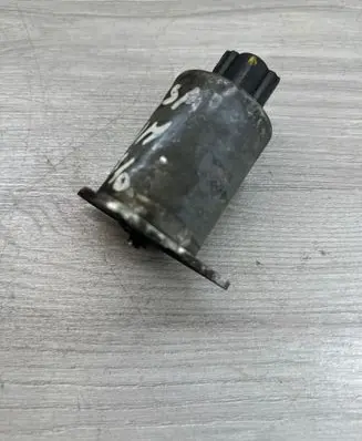 Nissan Primera EGR valve 8200360201 72281842