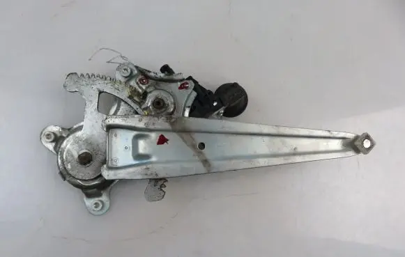 Rear door window regulator with motor