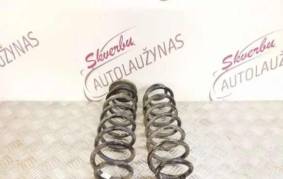 Skoda Kamiq Rear coil spring 2Q0511121 2Q0511121CE 000G7R27