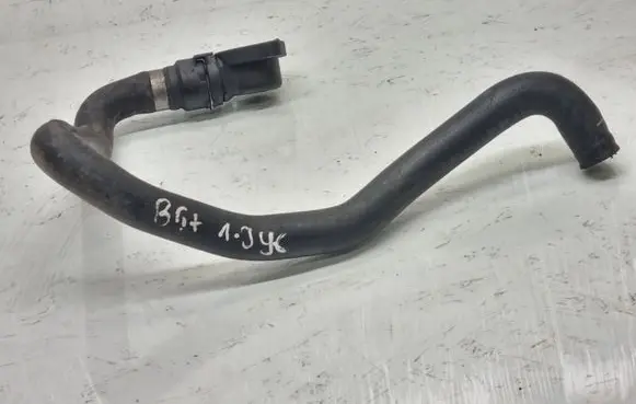 Volkswagen PASSAT B5.5 Engine coolant pipe/hose 038121144A