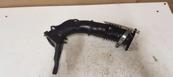 Volvo V70 Intercooler hose/pipe C8W0A