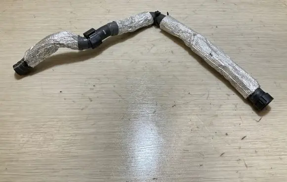 Volvo XC40 Engine coolant pipe/hose