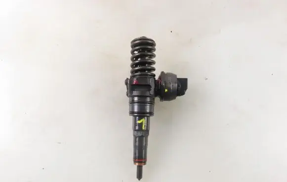 Audi A3 S3 8L Fuel injector 038130073AQ