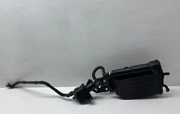 Toyota Highlander XU50 Active carbon filter fuel vapour canister 777400E080
