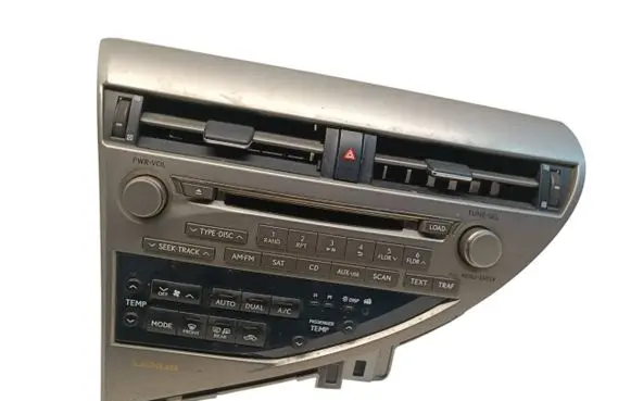 Lexus RX 450H Radio/CD/DVD/GPS head unit 861200E280 DEXMG4587