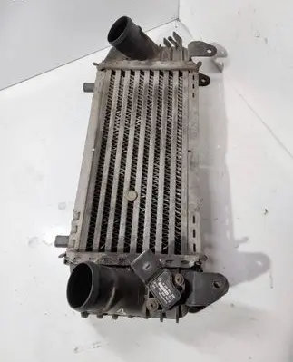 Audi A2 Intercooler radiator 8Z0145805E