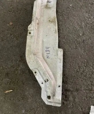 BMW 3 E90 E91 Heat shield in engine bay 5143705936513