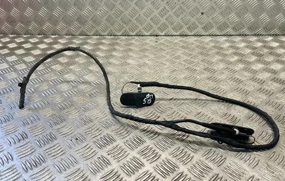Audi Q5 SQ5 8R Windshield washer spray nozzle 8R0955988B 8R0955987B